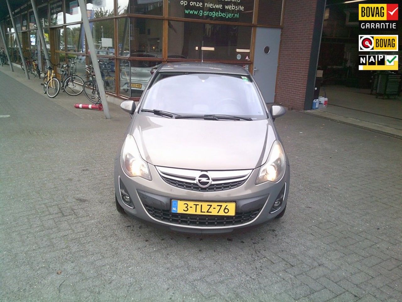 Opel Corsa - 1.4-16V Cosmo 1.4-16V Cosmo - AutoWereld.nl