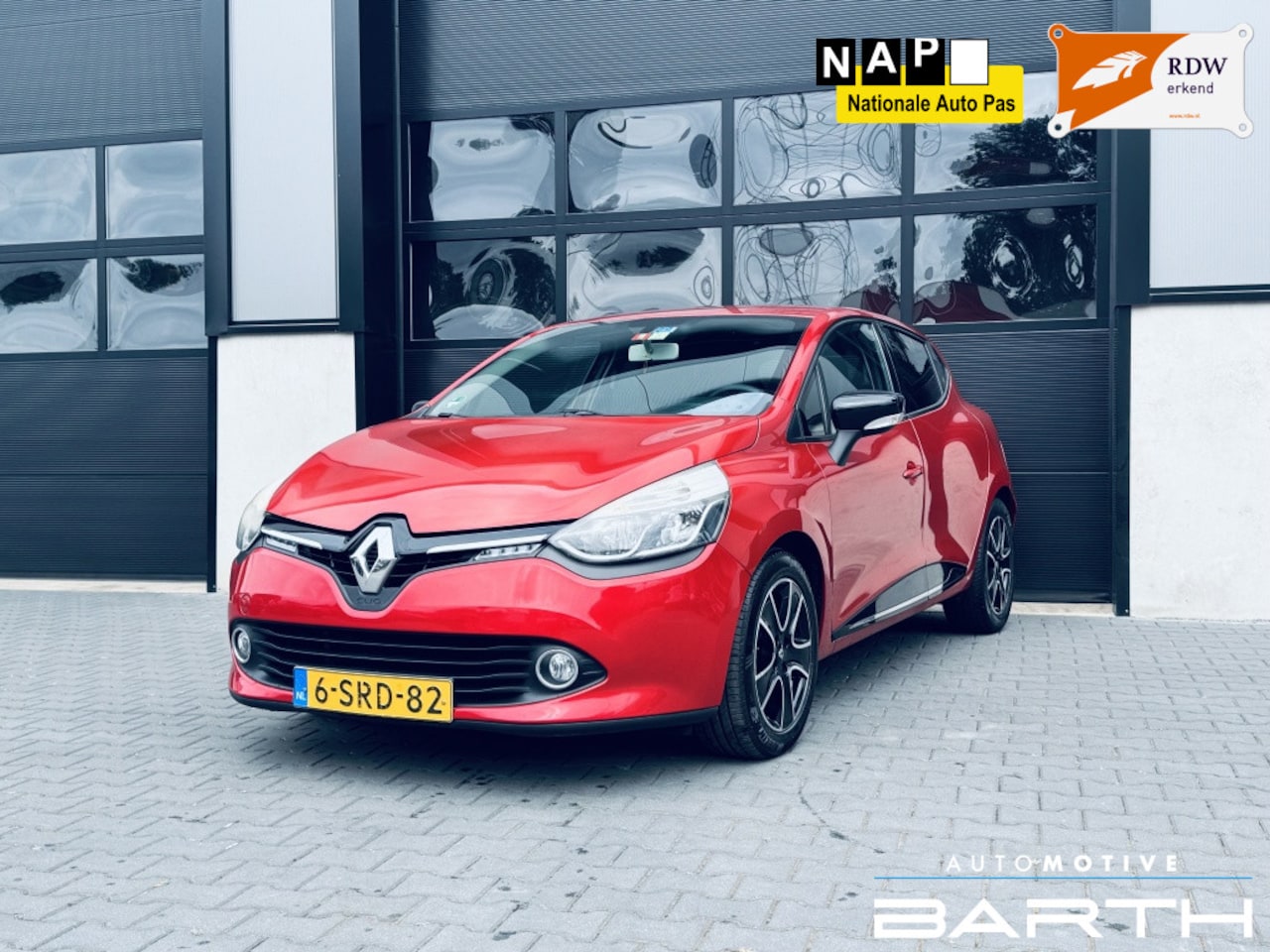 Renault Clio - 1.5 dCi | Airco | Navi | Cruise | onderhoud | NAP | - AutoWereld.nl