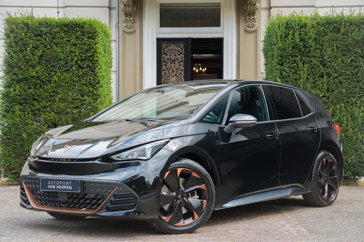 CUPRA Born - Performance Limited 63 kWh 170 KW | W. POMP | 360 CAM | PILOT XL | KUIPSTOEL | SOH 99% - AutoWereld.nl