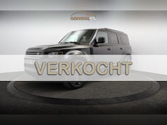 Land Rover Defender 110 - 2.0 P400e 110 X-Dynamic SE Dealer onderh. / 1ste eigenaar / Black Pack / Trekhaak / Pano d