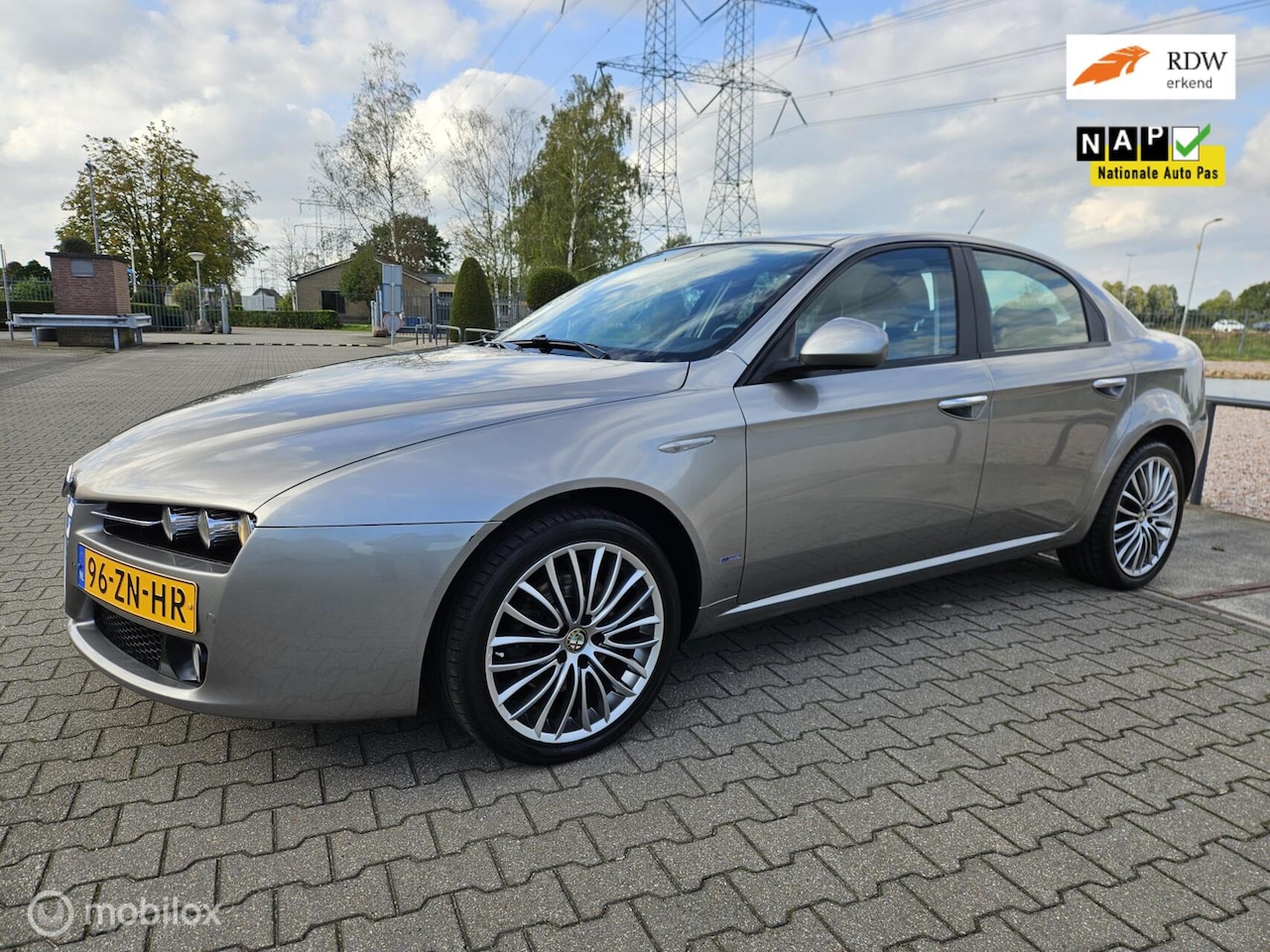 Alfa Romeo 159 - 1.8 mpi Business Pro/clima/cruise/leder - AutoWereld.nl