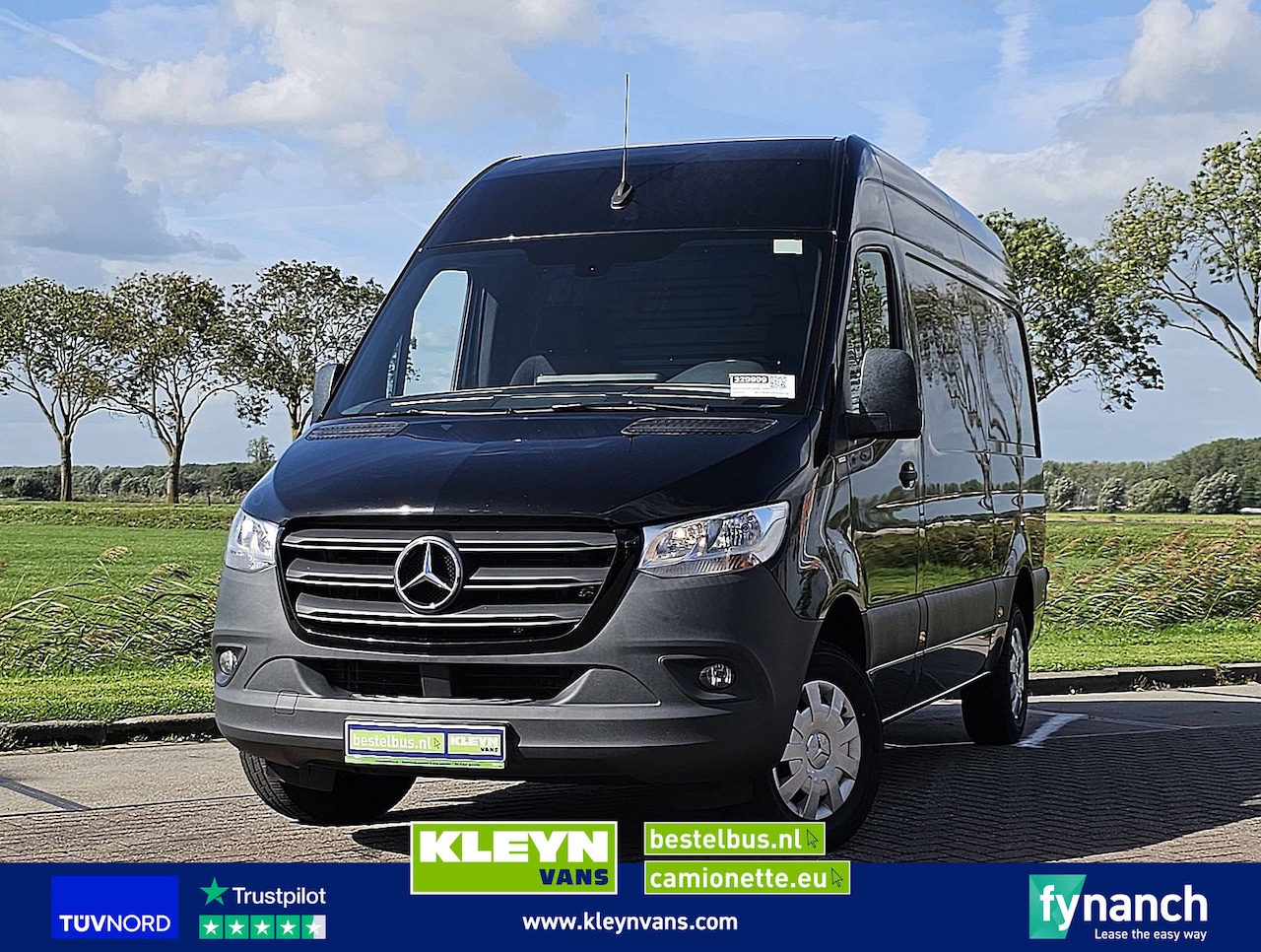 Mercedes-Benz Sprinter - 317 L2H2 Navi Mbux AC - AutoWereld.nl