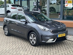 Kia Niro - 1.6 GDi Hybrid DynamicLine / WINTER + ZOMER SET /