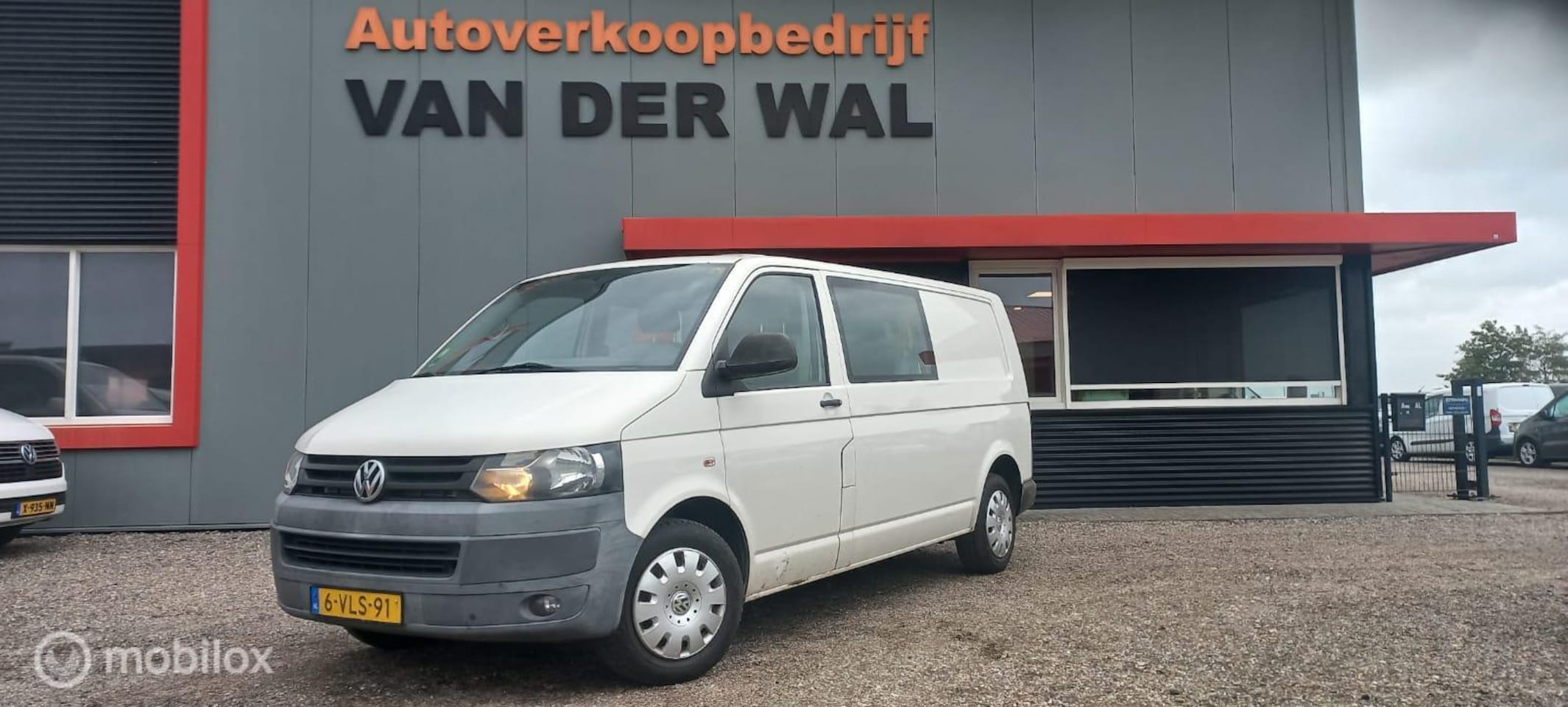 Volkswagen Transporter - 2.0 TDI L2H1 DC Budgetline/AIRCO/CRUISECONTROL - AutoWereld.nl