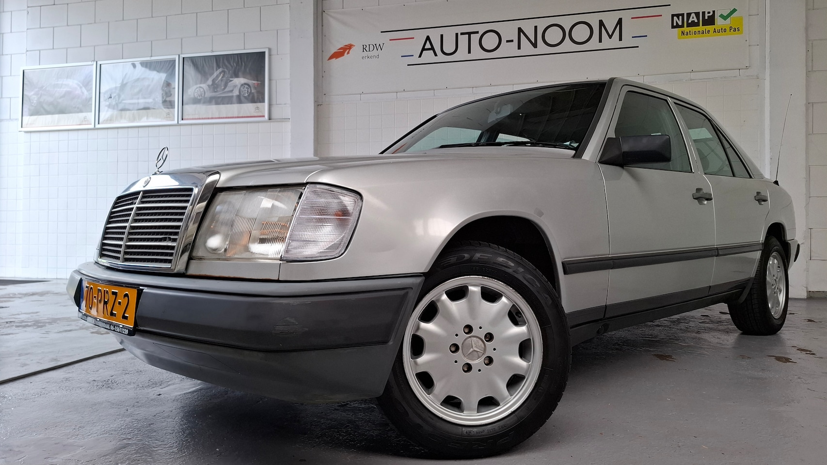 Mercedes-Benz 200-500 (W124) - 230 E SCHUIFDAK/UNIEKE KM'S/KEURIGE CARROSSERIE - AutoWereld.nl