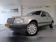 Mercedes-Benz 200-500 (W124) - 230 E SCHUIFDAK/UNIEKE KM'S/KEURIGE CARROSSERIE