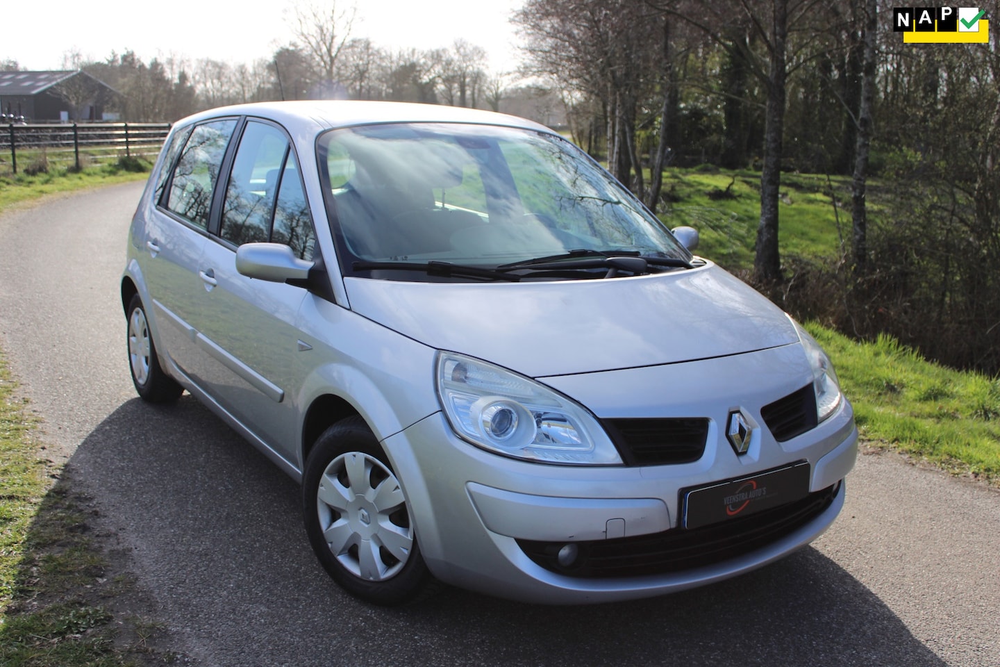 Renault Scénic - 1.6-16V Privilège Comfort 148dkm NAP! - AutoWereld.nl