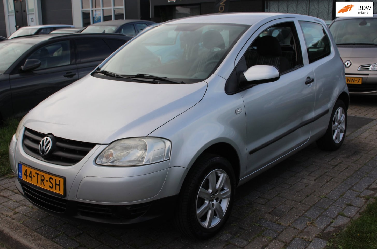Volkswagen Fox - 1.2 Trendline €1.495,- LM-Velgen NAP APk Zuinig - AutoWereld.nl