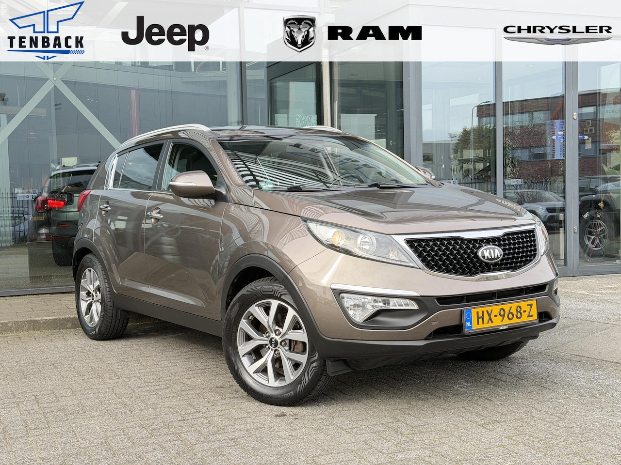 Kia Sportage - 1.6 GDI X-treme DynamicLine | Leder | Trekhaak | Camera | Stoelverwarming - AutoWereld.nl
