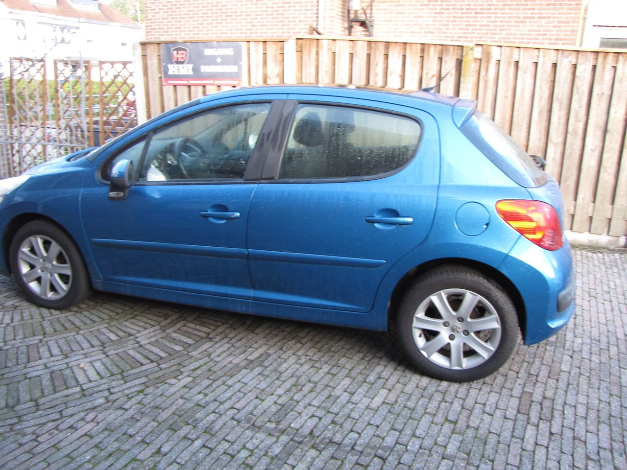 Peugeot 207 - 1.6 VTi XS Pack 1.6 VTi XS Pack - AutoWereld.nl