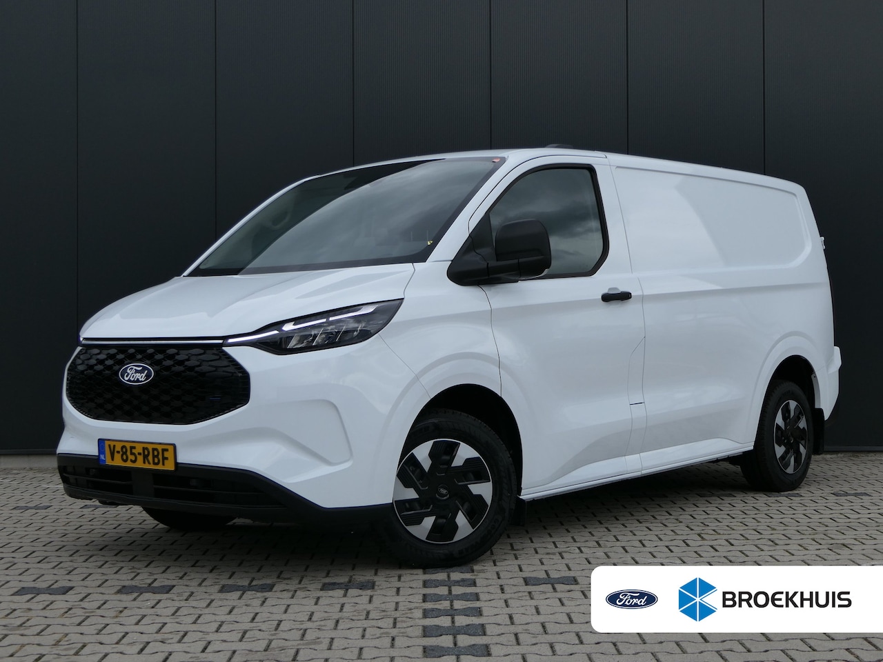 Ford Transit Custom - E-Transit 320 L1H1 Trend 71 kWh 218pk | Camera | LED | CarPlay/Android Auto | Stoel/Stuurv - AutoWereld.nl