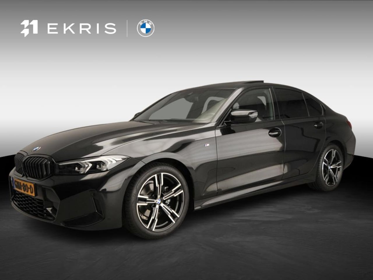 BMW 3-serie - Sedan 318i | M-Sportpakket | LED | Leder | Navigatie | Schuifdak | Sportstoelen | Stoelver - AutoWereld.nl