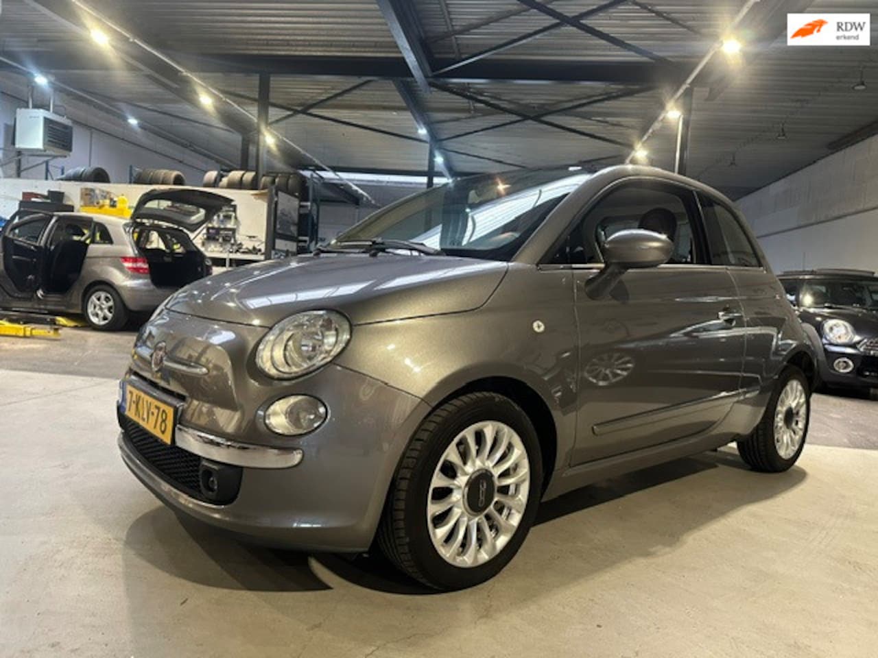 Fiat 500 - 0.9 TwinAir Lounge/Airco/Panoramadak/Apk nieuw bij aflevering - AutoWereld.nl