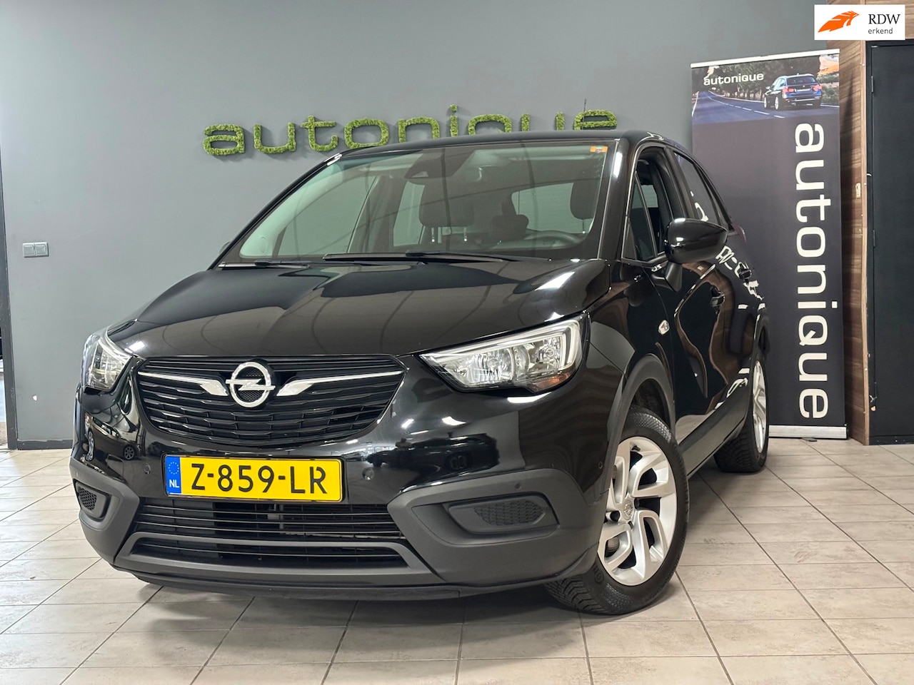 Opel Crossland X - 1.2 Edition Navi/camera/cruise/carplay/allseason - AutoWereld.nl