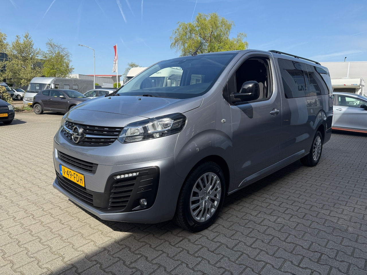 Opel Vivaro - 2.0 Diesel 180 S&S L3 Dubbel Cabine Automaat - AutoWereld.nl