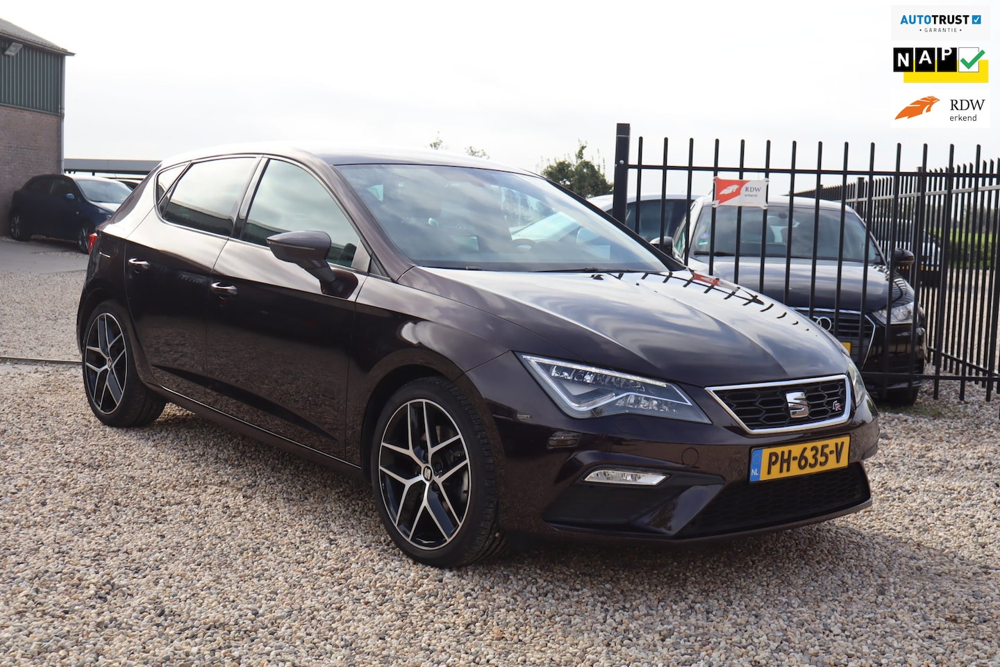 SEAT Leon - 1.8 TSI FR 1ste EIGENAAR APP CONNECT LEDER CAMERA - AutoWereld.nl