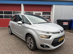 Citroën C4 Picasso - 1.2 PureTech 131 PK | Selection | Zeer luxe | Elektisch verstelbare voorstoelen | Trekhaak