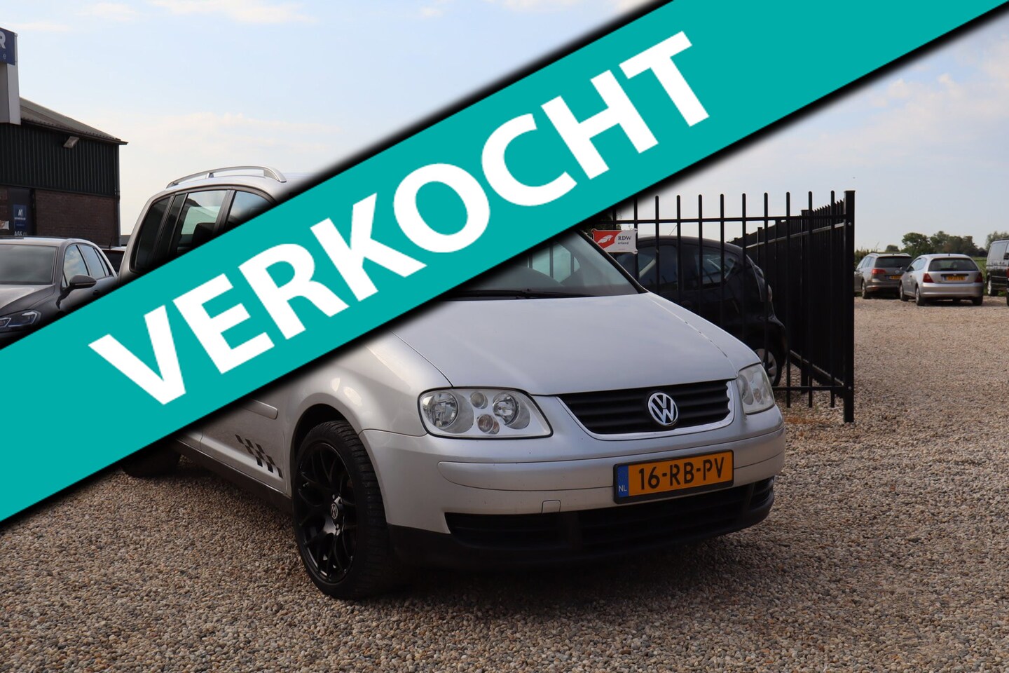 Volkswagen Touran - 1.6-16V FSI Trendline TREKHAAK - AutoWereld.nl