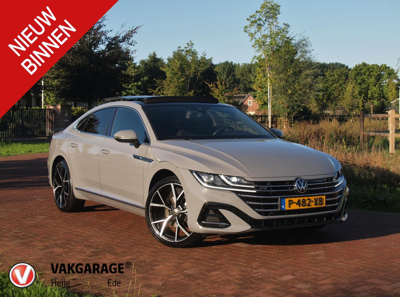 Volkswagen Arteon - 1.4 TSI eHybrid R-Line Business+ | Panoramadak | Trekhaak | Camera | Sfeerverlichting | Es - AutoWereld.nl