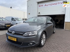 Volkswagen Jetta - 1.4 TSI Hybrid Highline NAVI DSG