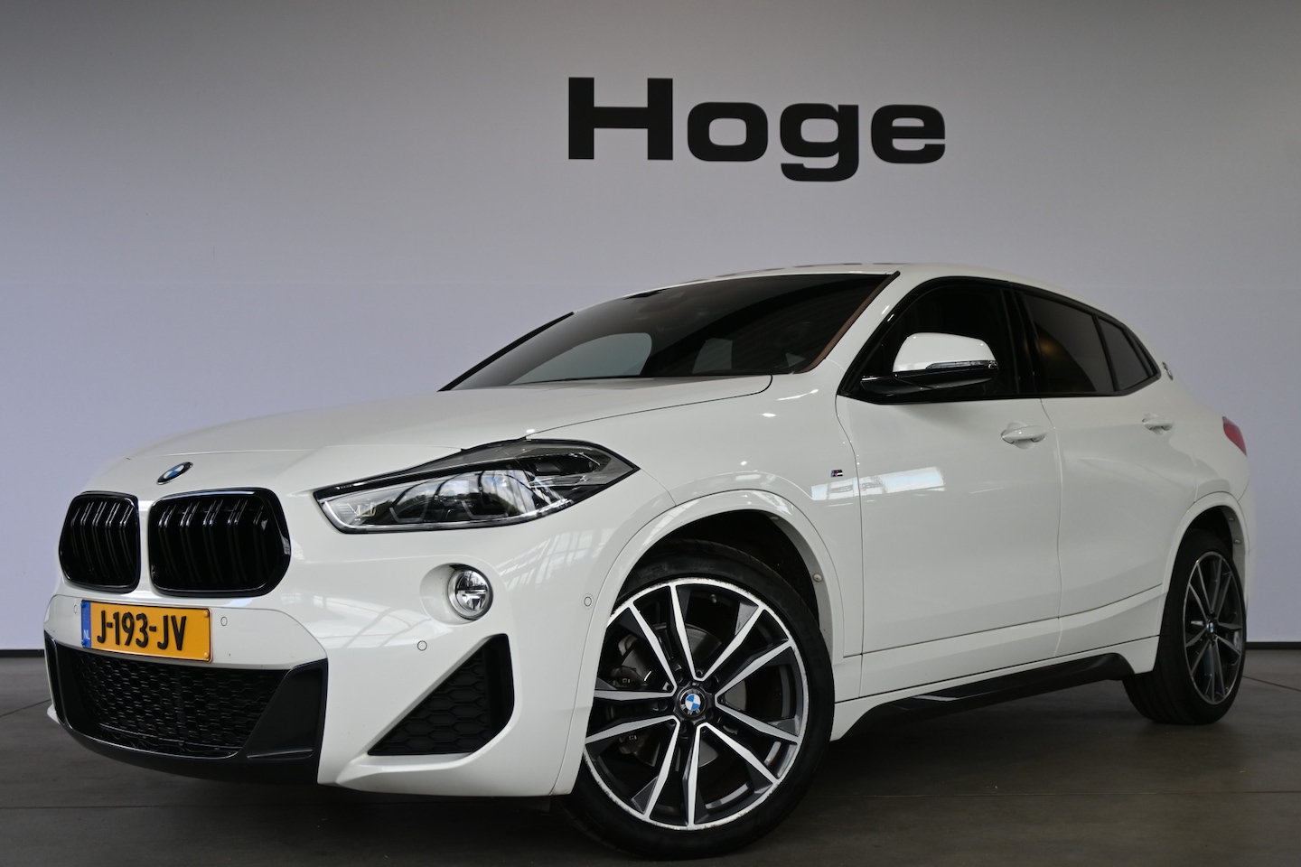 BMW X2 - sDrive18i High Executive M-Sport Automaat Led Clima Cruise Leder Navigatie Stoelverwarming - AutoWereld.nl