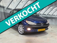 Peugeot 206 - 1.4 Gentry Automaat Clima Trekhaak