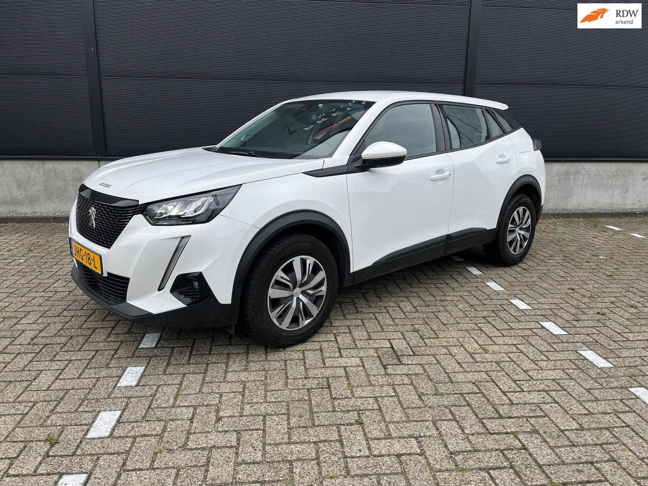 Peugeot 2008 - 1.5 BlueHDi Blue Lease Allure 1.5 BlueHDi Blue Lease Allure - AutoWereld.nl