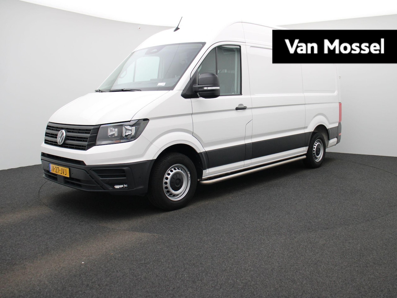 Volkswagen Crafter - 2.0 TDI L3H3 Highline 140PK | Automaat | Trekhaak | Navigatie | Cruise Control | Multifunc - AutoWereld.nl