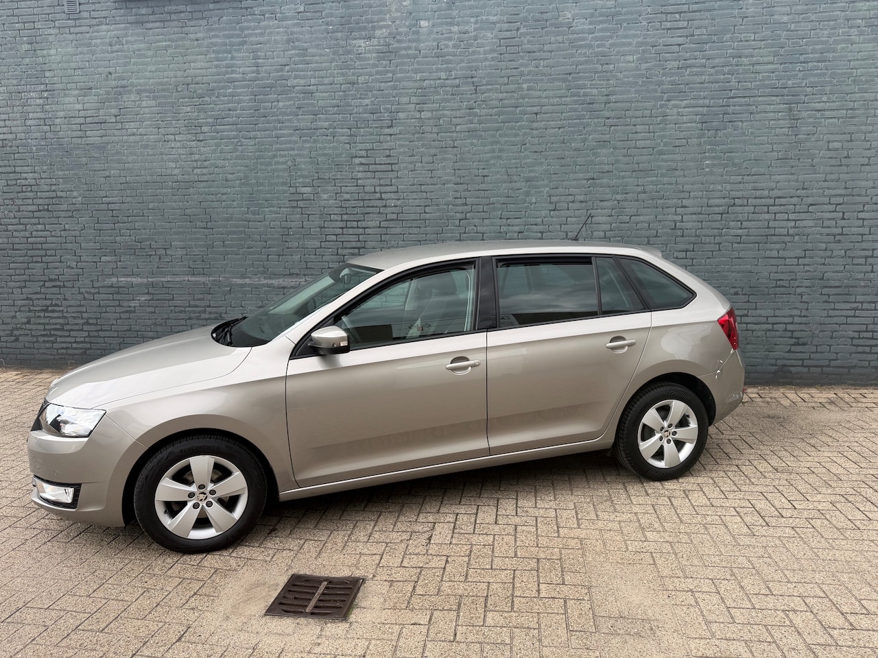 Skoda Rapid Spaceback - 1.2 TSI Greentech JOY - AutoWereld.nl