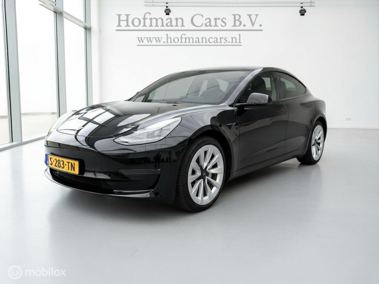 Tesla Model 3 - Standard RWD Plus | 60 kWh LFP | Warmtepomp | 19" | Ryzen - AutoWereld.nl