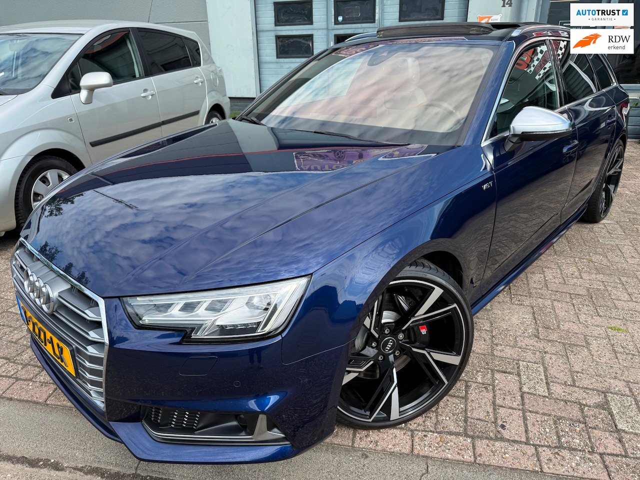 Audi A4 Avant - 3.0 TFSI S4 2018 QUATTRO PRO-LINE PLUS PANO MATRIX ALCANTA - AutoWereld.nl