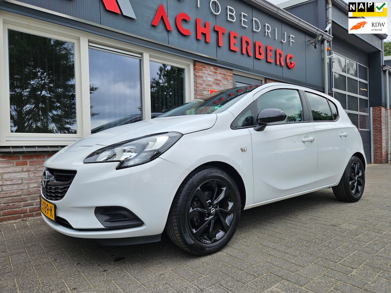 Opel Corsa - 1.4 Black Edition Airco! Cruise Control! Navigatie! Leuke/Nette Auto! NAP! - AutoWereld.nl