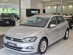 Volkswagen Polo - 1.0 TSI Highline Navi/Bluetooth/Parkeersensoren voor en achter