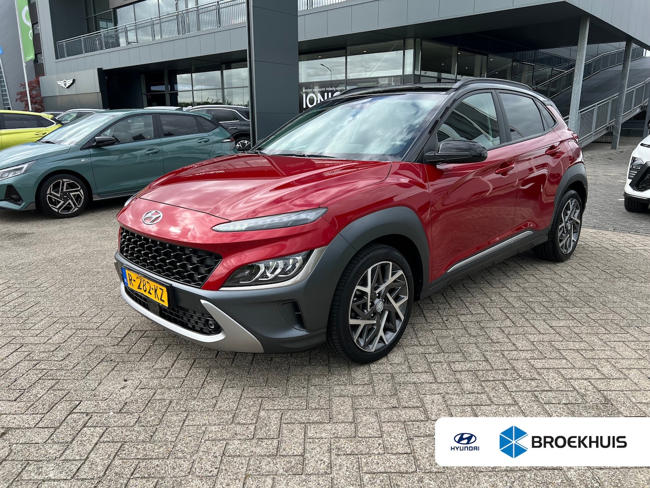 Hyundai Kona - 1.6 GDI HEV 141pk Premium | Premium Audio | Elektrische stoelen | Stoelventilatie | Stoelv - AutoWereld.nl