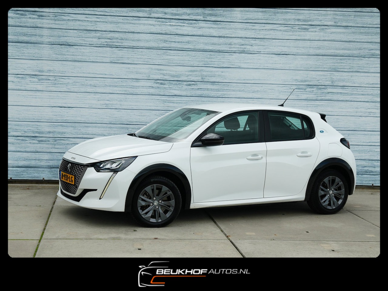 Peugeot e-208 - EV Active Pack 50 kWh Airco Carplay Soh94% Pdc - AutoWereld.nl