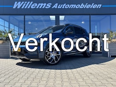 Lynk & Co 01 - 1.5 Zwarte Hemel, App-Connect, 360' Camera & Panoramadak Verkoopprijs = Inclusief Trekhaak
