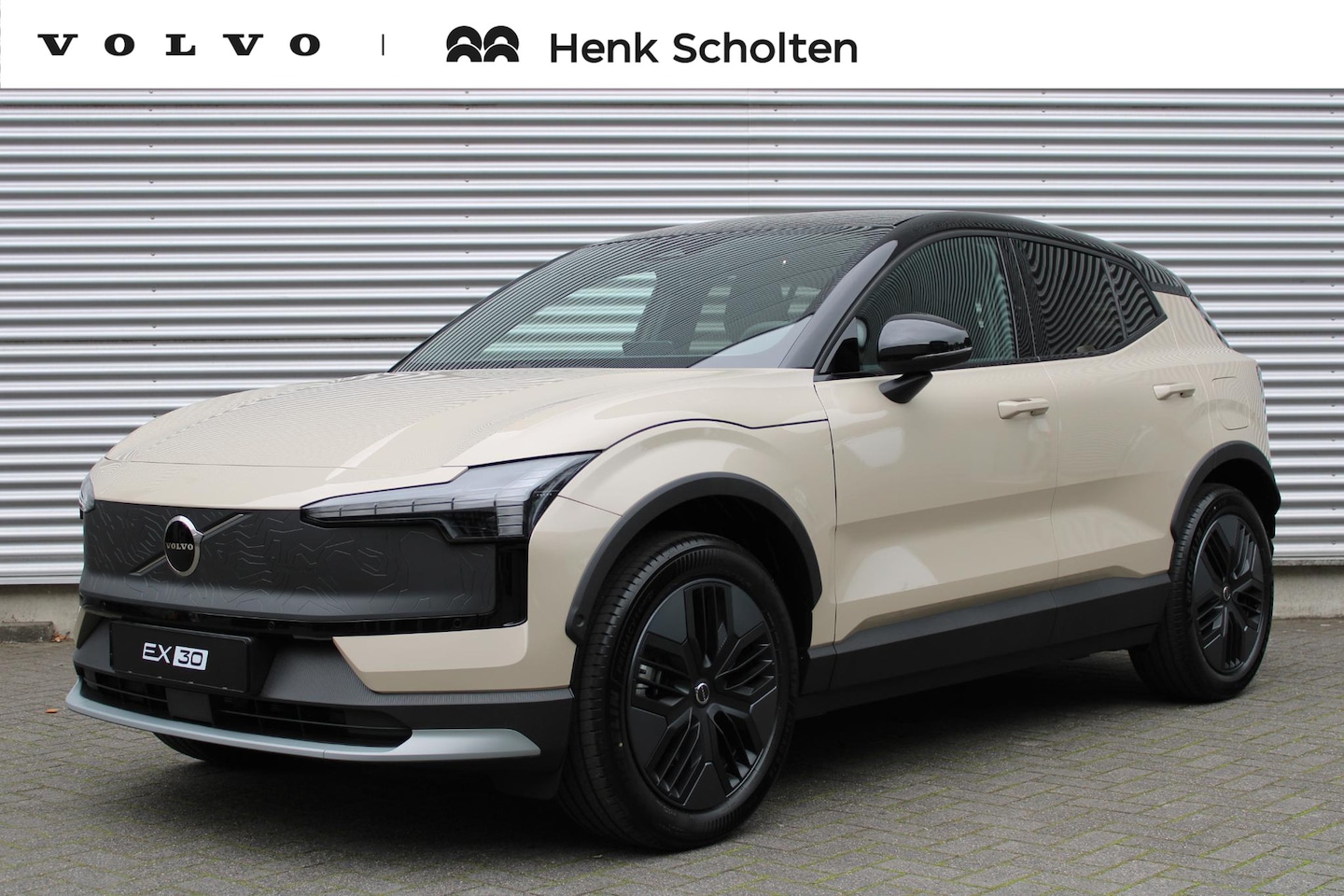 Volvo EX30 Cross Country - P5 Long Range Plus Europa 69 kWh Elektrisch Verstelbare Voorstoelen | Harman/Kardon Premiu - AutoWereld.nl