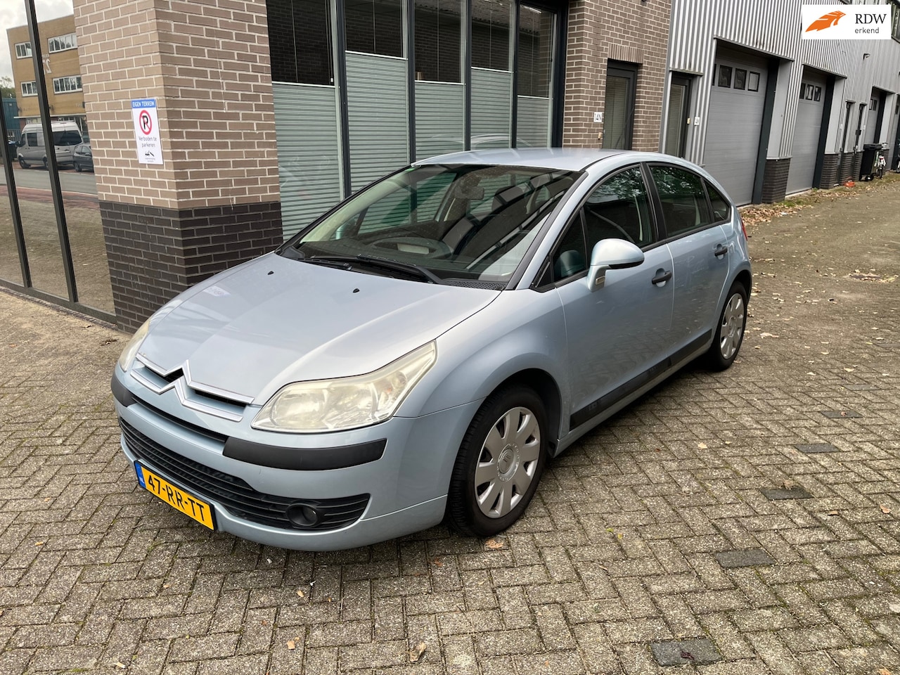 Citroën C4 - 1.6-16V Ligne Prestige! Airco! Boekjes! Cruise! - AutoWereld.nl