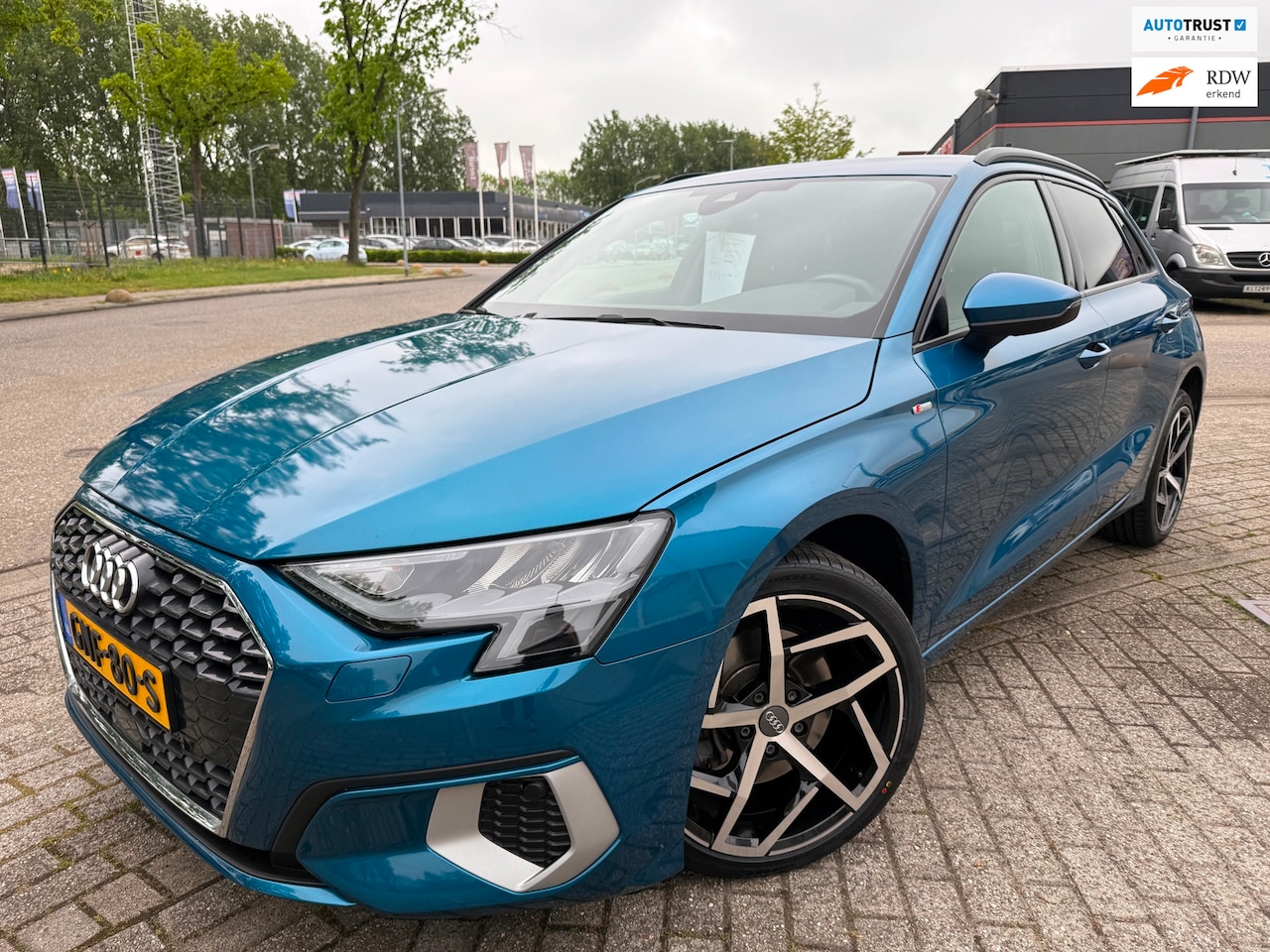 Audi A3 Sportback - 2021 30 TFSI HYBRID S edition LED CARPLAY 18-INCH NAP - AutoWereld.nl
