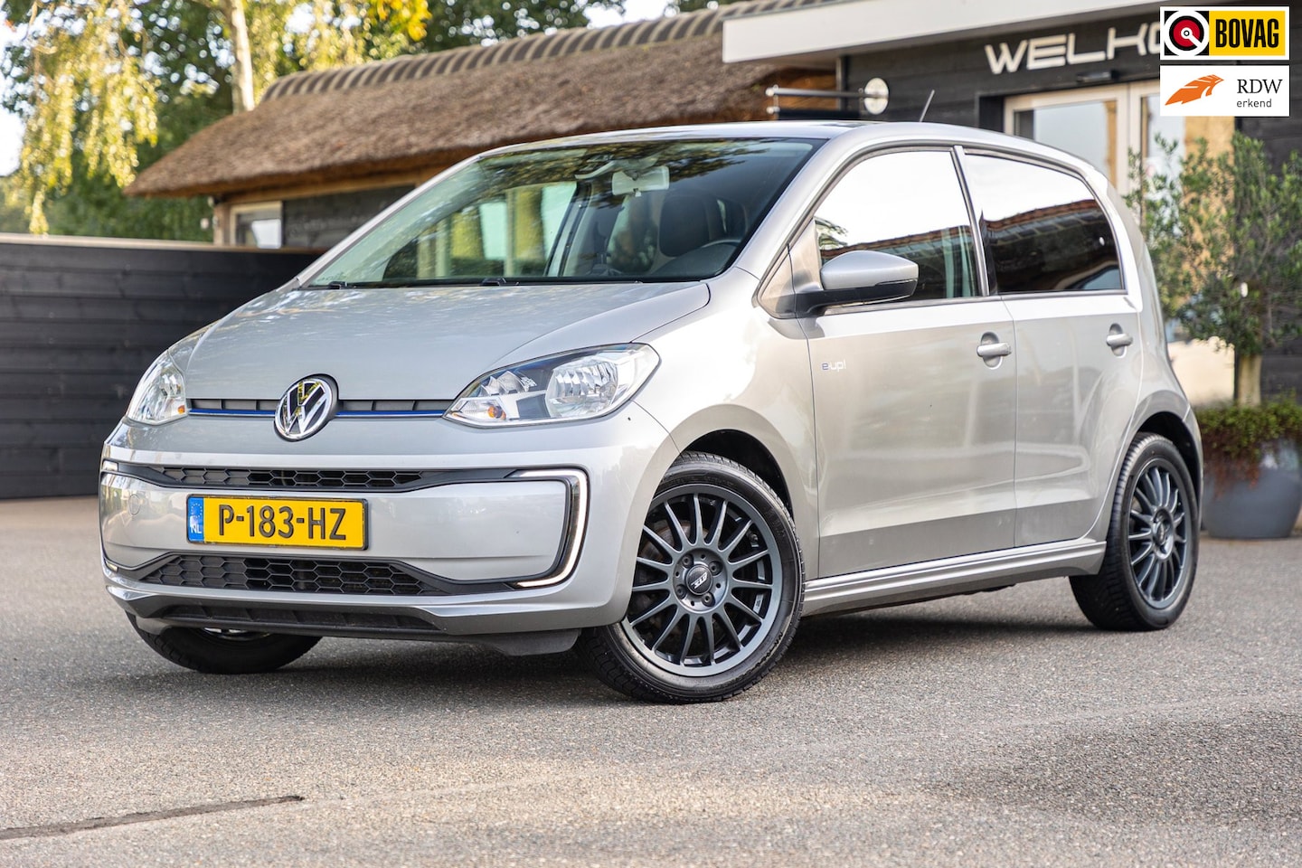 Volkswagen e-Up! - E-up! Soh 80% I Climate I Cruise I Parkeersensoren I Stoelverwarming I LM Velgen - AutoWereld.nl