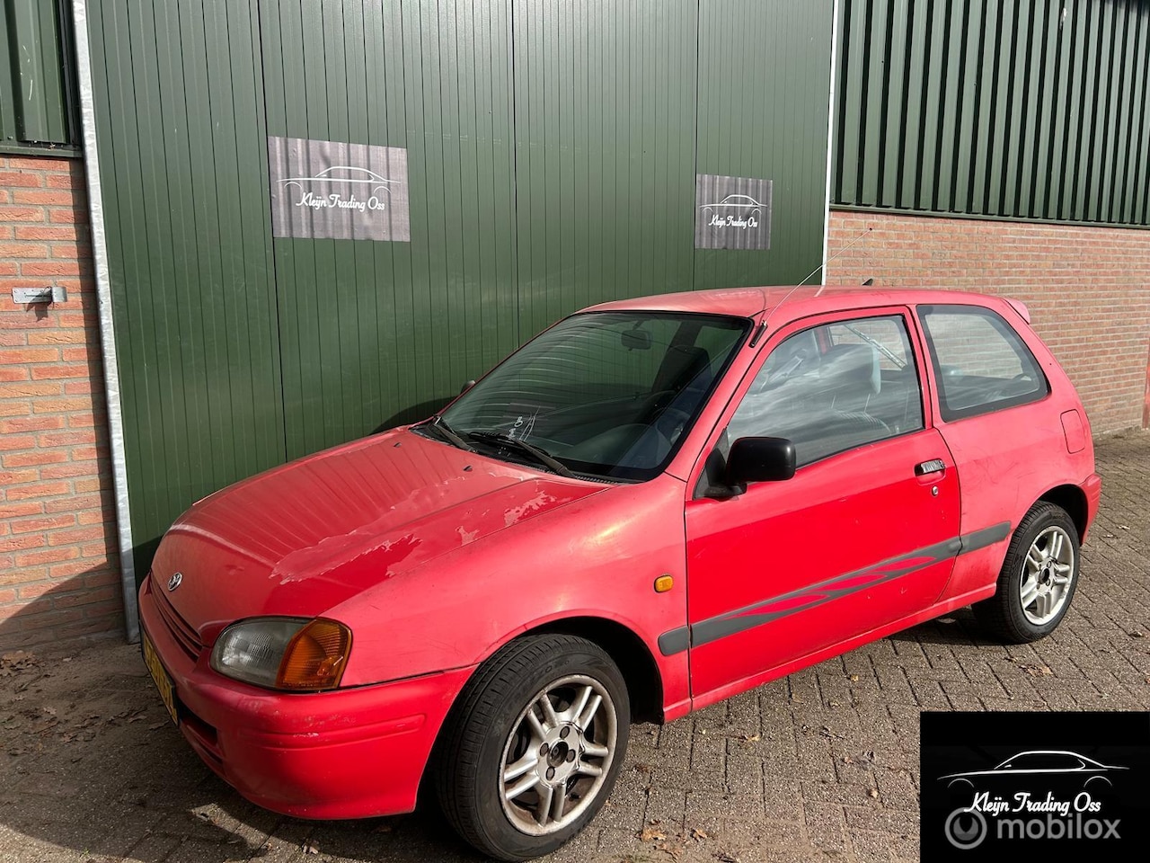Toyota Starlet - 1.3-16V Red 1.3-16V Red - AutoWereld.nl
