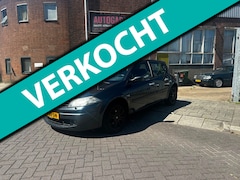 Renault Mégane - 2.0-16V Tech Line