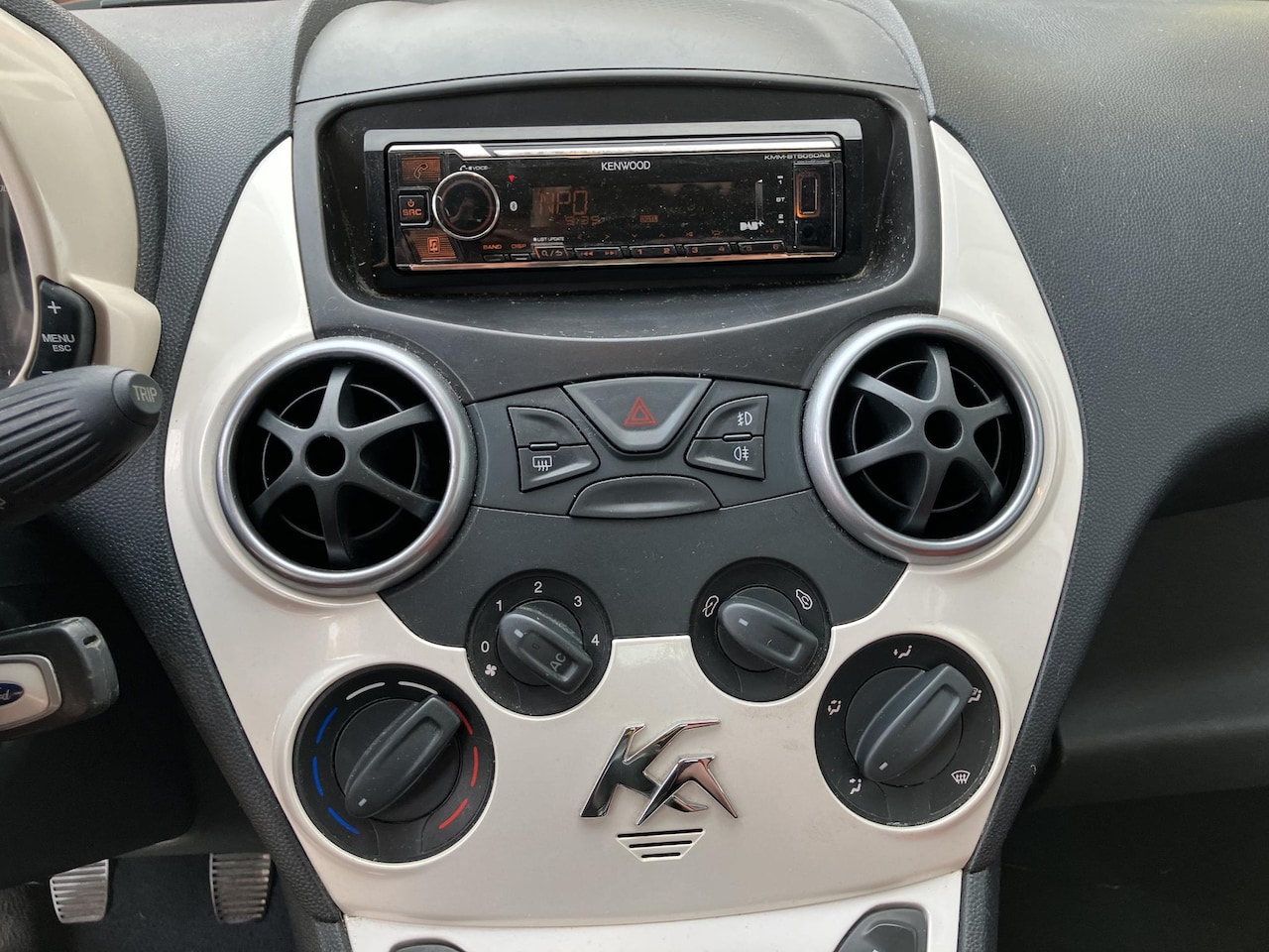 Ford Ka - 1.2 Trend | Airco | Stoelverwarming |