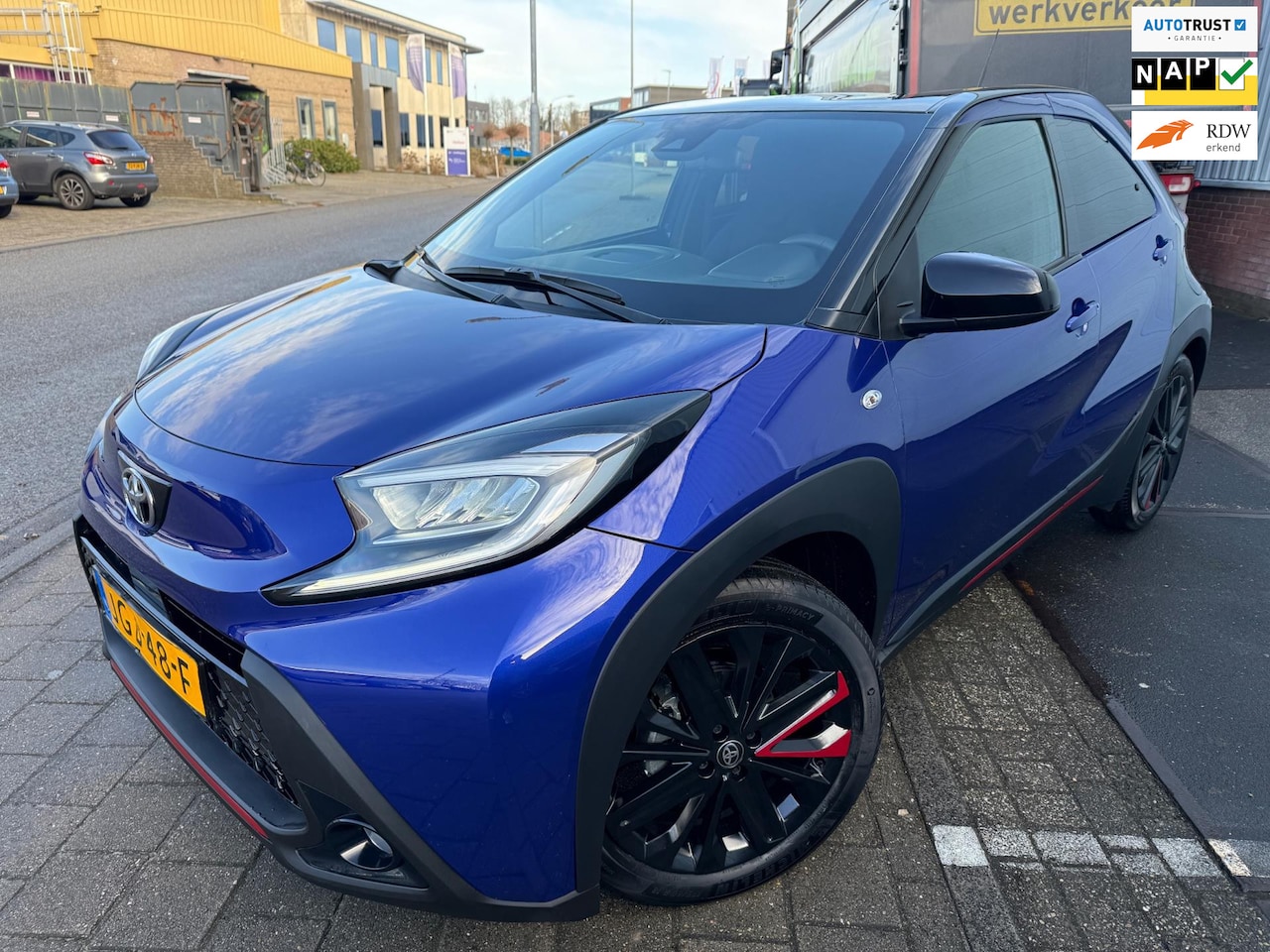 Toyota Aygo X - 1.0 VVT-i S-CVT PULSE 2025 ADAPTICE ACC AUT NAP CARPLAY CAM - AutoWereld.nl