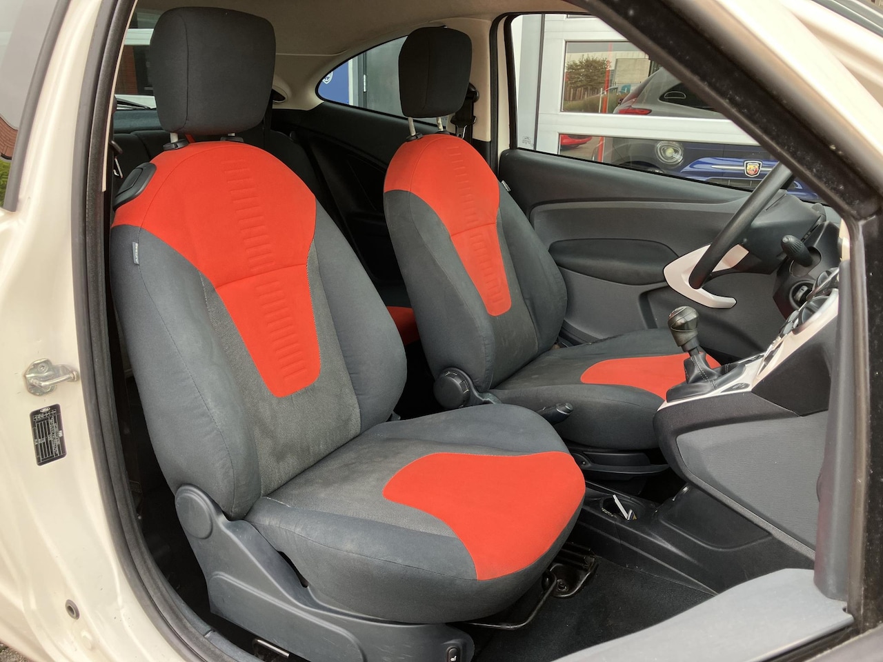 Ford Ka - 1.2 Trend | Airco | Stoelverwarming |