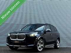 BMW X1 - sDrive20i/X-line/Leder/Camera/Aut/Led/Stoelverwarming