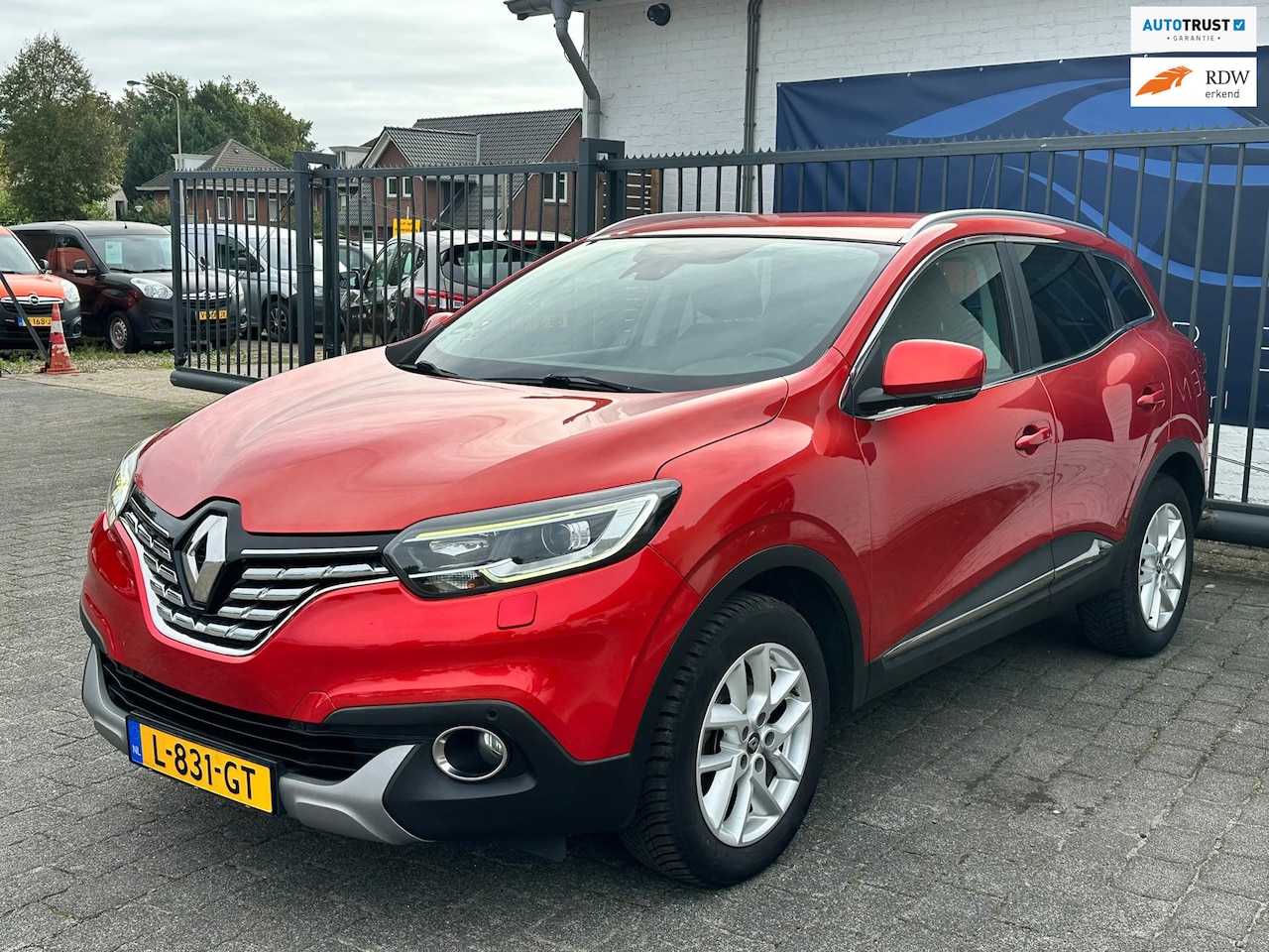Renault Kadjar - 1.2 TCe Bose / KEYLESS / CRUISE CONTROL / NAVIGATIE / AIRCO - AutoWereld.nl