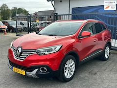 Renault Kadjar - 1.2 TCe Bose / KEYLESS / CRUISE CONTROL / NAVIGATIE / AIRCO
