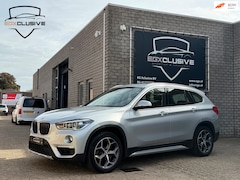 BMW X1 - SDrive20i High Executive PDC|LANE ASSIST|STOELVERWARMING|VIRTUAL