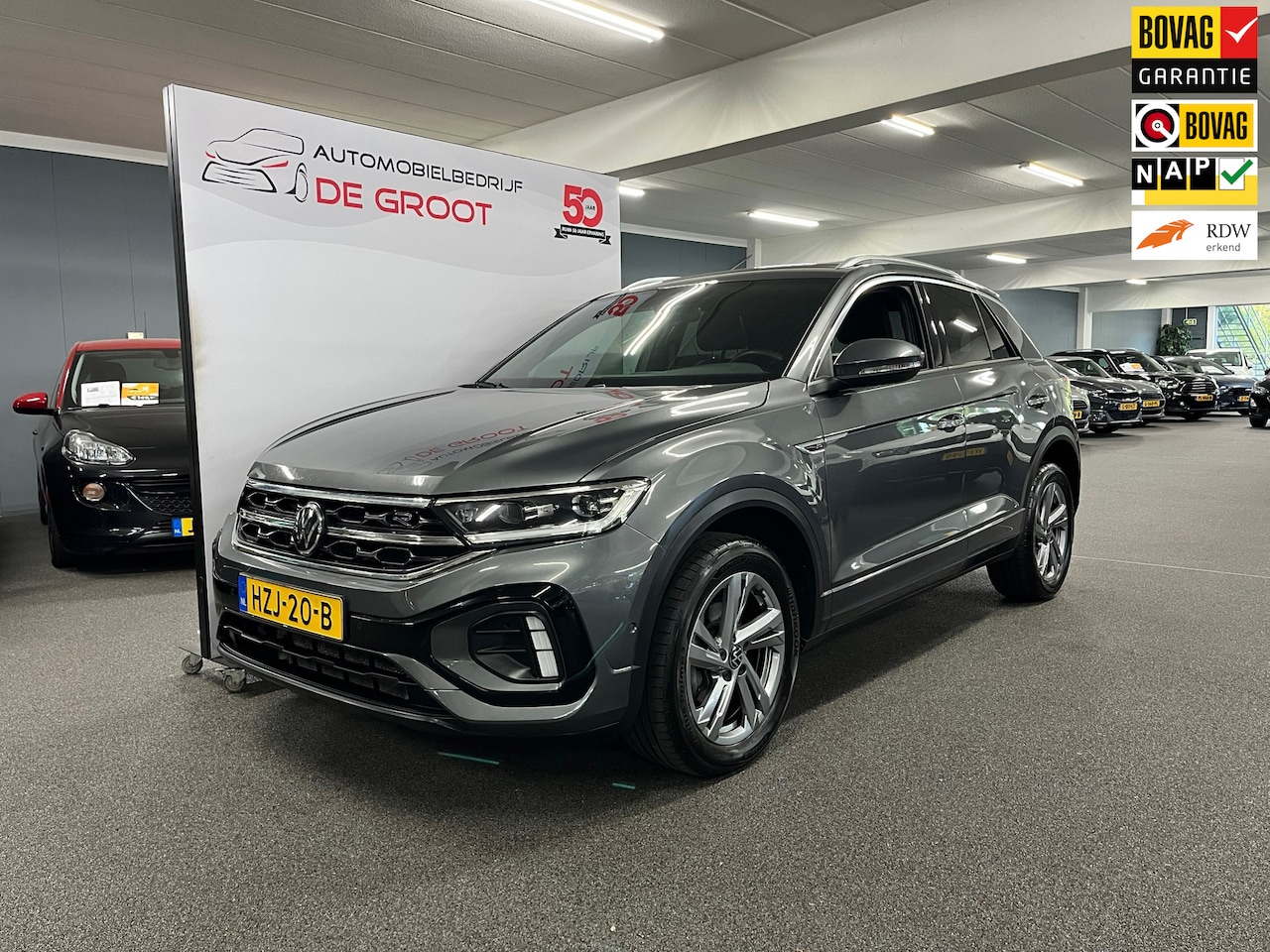 Volkswagen T-Roc - 1.5 TSI R-Line Edition / NL auto / eerste eigenaar - AutoWereld.nl